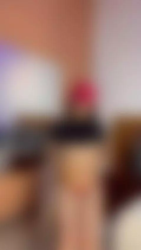 Sitting pretty… but not innocent ❤️
🔗 Link in bio by vaialowelll