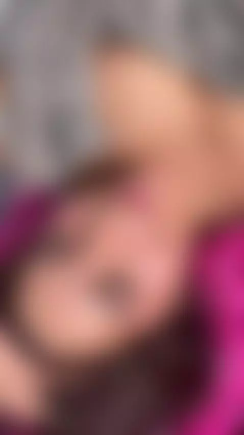 hello by vaialowelll