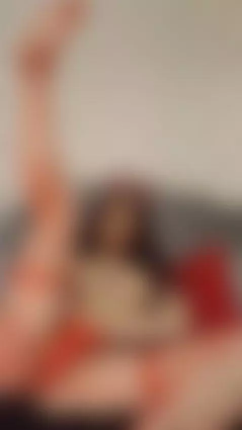 My pussy throbs for you come and make it explode 💥🔥 by kendallrogers