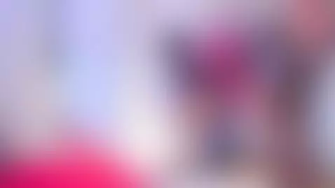 Hello handsome, I'm the model who doesn't shut up even when ... by calioperoux