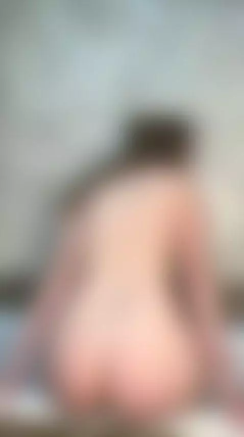 18+ Plump nude ass teasing from bathtub edge. by saidanight