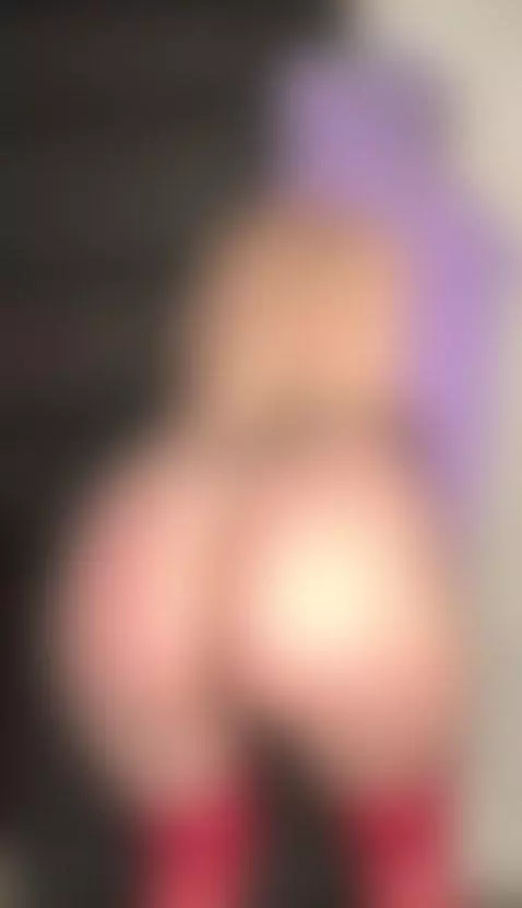 18+ Hijabi's nude juicy ass in red stockings. by saidanight