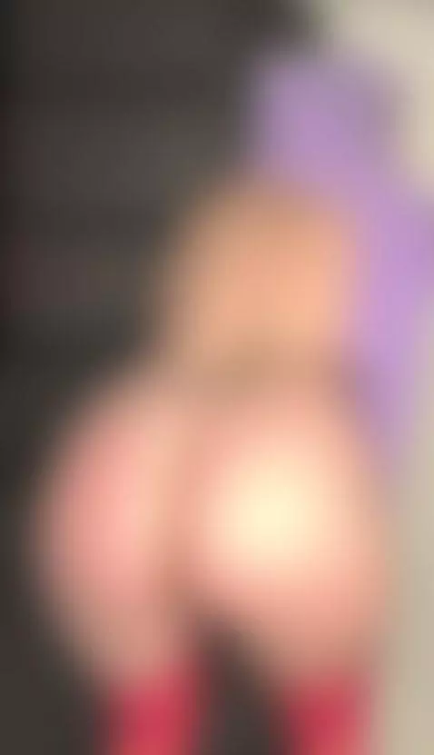 18+ Hijabi's nude plump ass bent over in red stockings. by saidanight