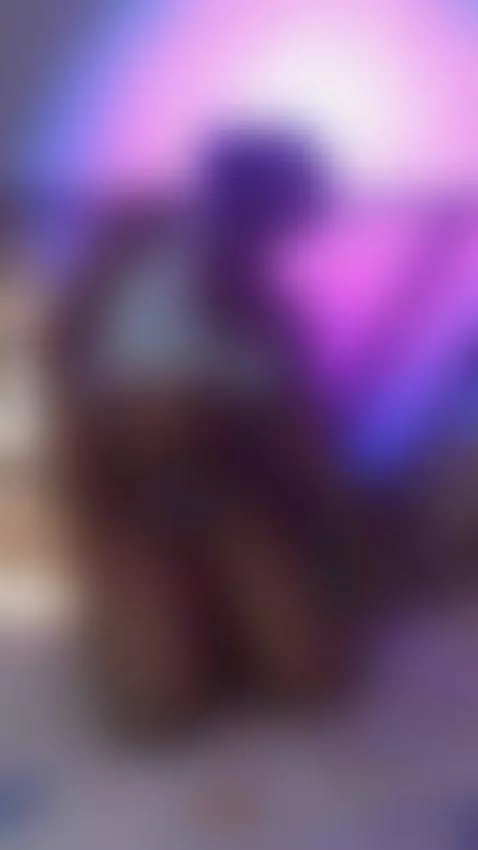 I want you to kiss me today 😈🥵 by salem-rosee
