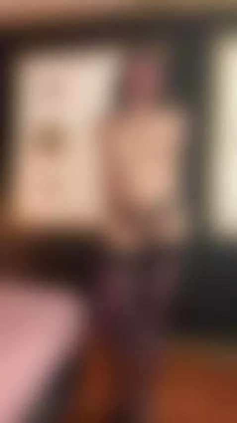 Would yo like to lick my heels? by lilithnaugthy