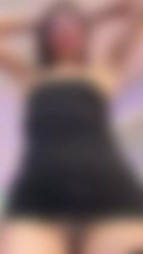 Let me dance in top of you! by lilithnaugthy