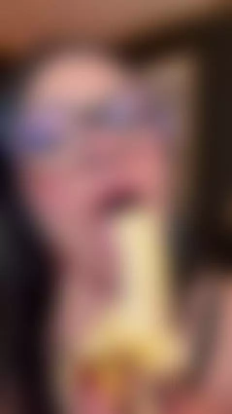 Please imagine that this is your cock! by ninalustt