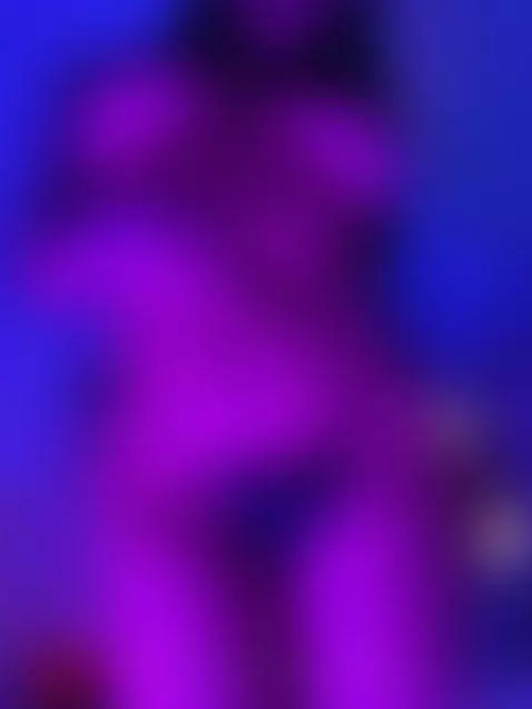 Busty babe! by katianpiercee