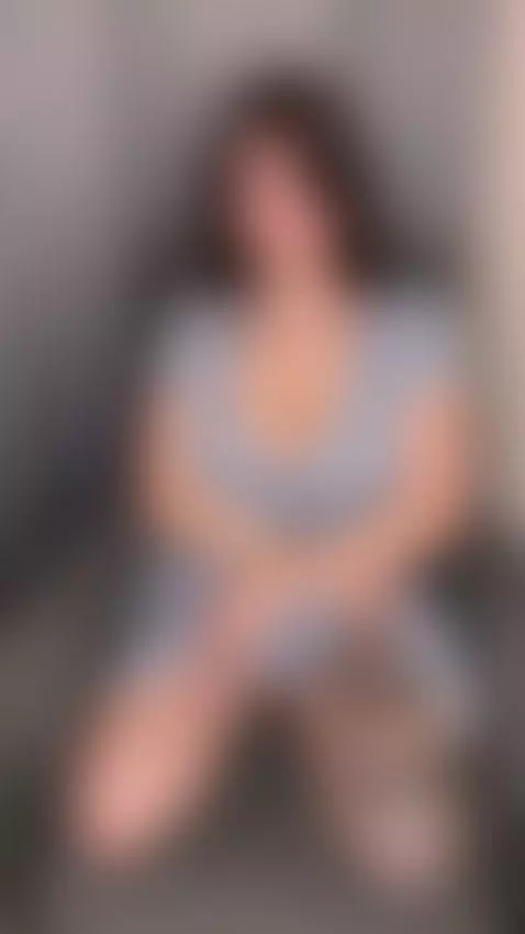 Teen PAWG mega natural tits so heavy & soft daily 😻 Sub OF by emmyelfie