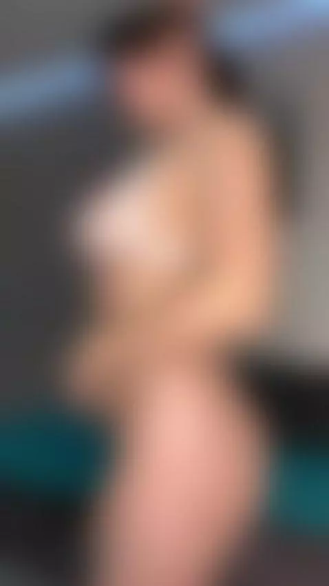 Biggest natural huge tits teen jiggling with every step 😏 Su... by emmyelfie