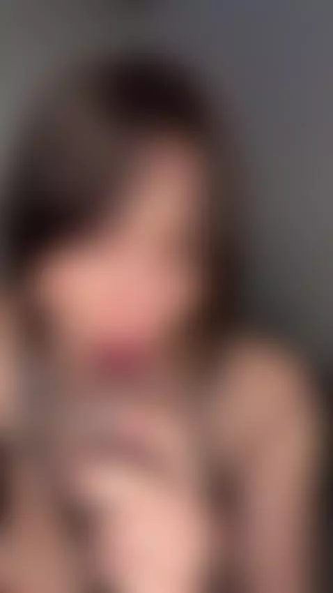 Teen natural biggest boobs so heavy they pull her forward 🔥 ... by emmyelfie