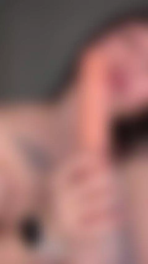 Biggest natural boobs heaving, pussy lips gripping dildo tig... by emmyelfie