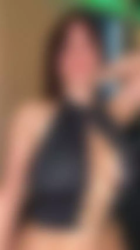Her big tits bounce in that tight black top as she moves. Ge... by emmyelfie