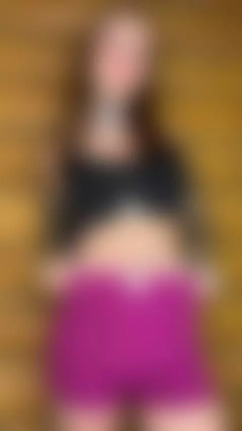 My heavy dick keeps coming out of my pants by lillahts
