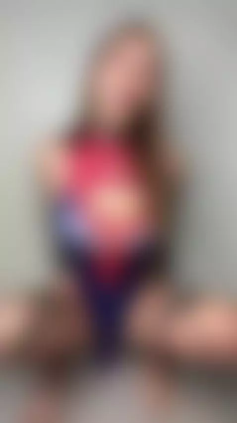 A shemale in a Spider-Man cosplay boucing on dildo by lillahts