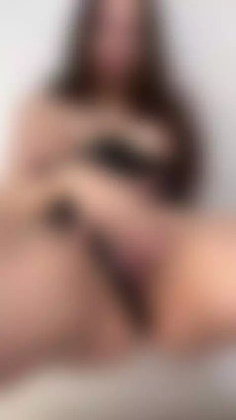 Are you eating me out in our first date or are you too shy? by movewithteressa