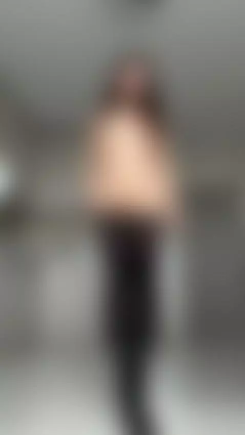 Do older men prefer petite Latina girls? by movewithteressa