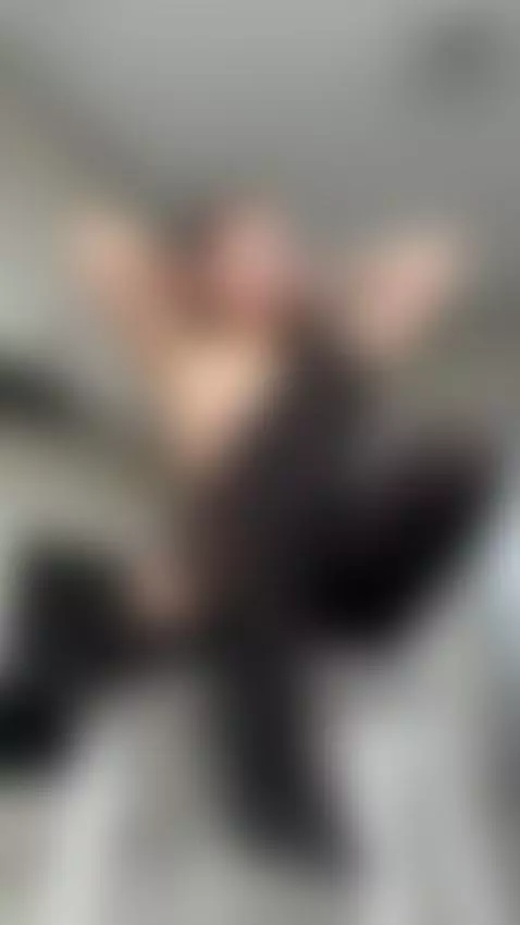 Is my body enough to turn you on? by movewithteressa