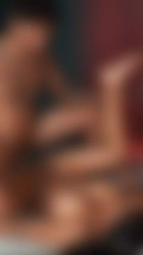 Siento la enorme verga de Thiago muy adentro y rico 🍆🍑 by veronicamontielx