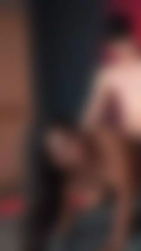 Me hace gemir mientras me la meten hasta el fondo 🍆🥵 by veronicamontielx