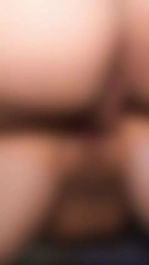 Tenia mi coño muy rojo con esta vergota adentro 🍆💦 by veronicamontielx