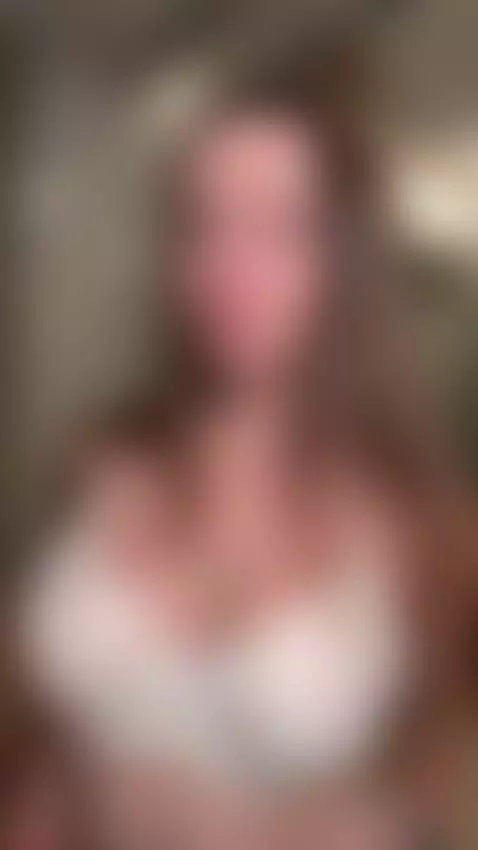 OF exclusives are waiting for you in bio 🌟 by juliejessofficial