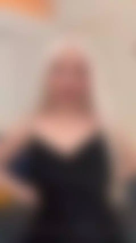 blonde by alicetargaryen