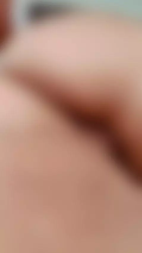 peeek a boo 👀 by destvnyle