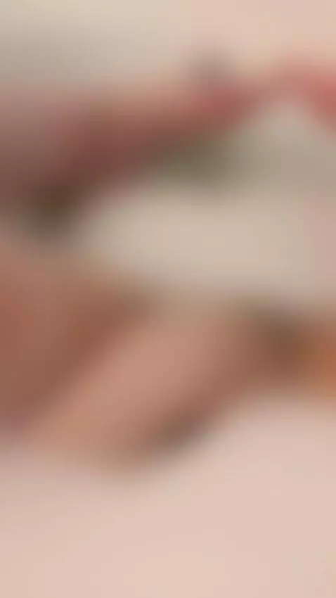 Just listen to the sound of it slurping💦
⬆️https://onlyfans.... by melissamoore18
