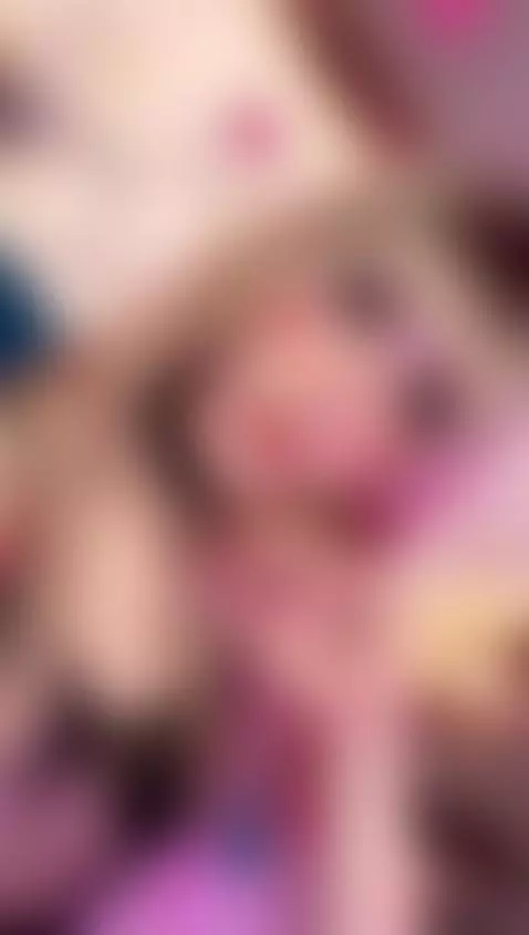 Come to say Hello! by foxxydolce