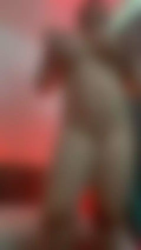 My ass is so ready for finger and plug anal.🍑😈 by daphnemilfxxx