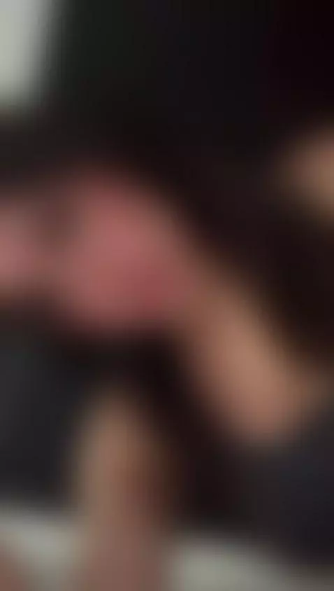 I´m new here, you wanna play in my room? by angie-smiths