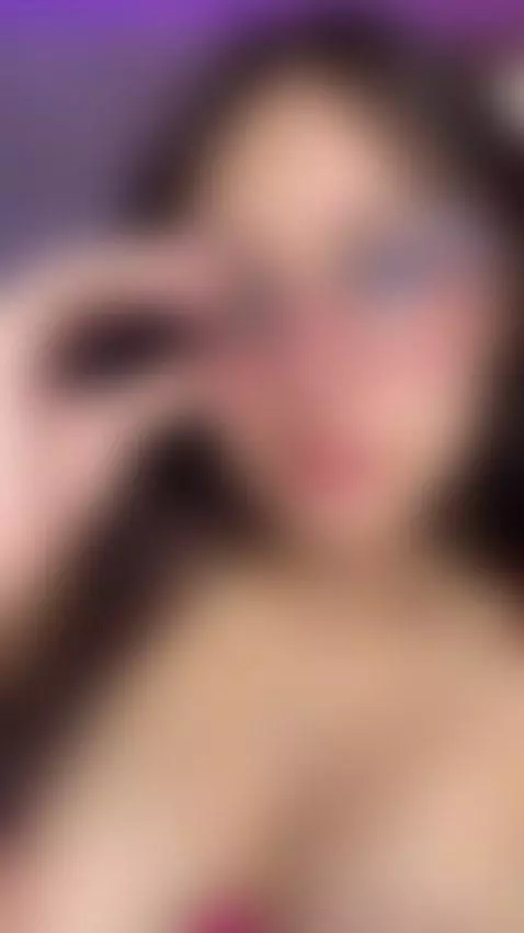 I´m online now! you wanna come to enjoy with this hot and se... by angie-smiths