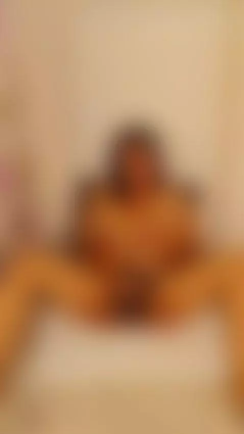 me encanta mamar mientras me toco 🤭 by canelahotx