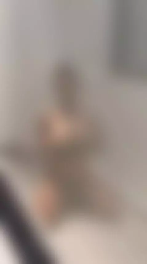 OOPS 🫦👀🙈 by penysaenz