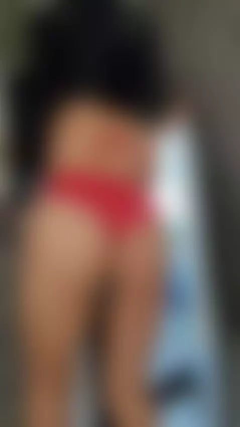 some water?💦👀 by penysaenz