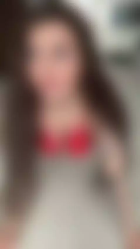 The air stays warm long after I pause 💦🩶 by patcyhot