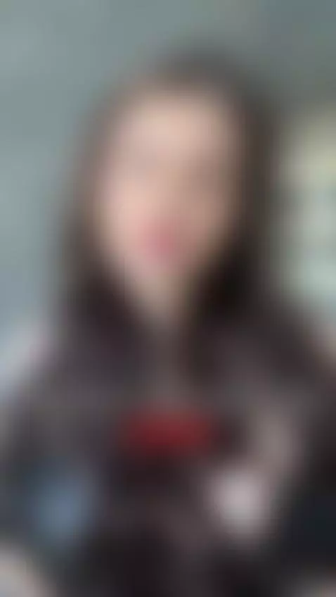 The air trembles when I lean in 😏🔥 by patcyhot