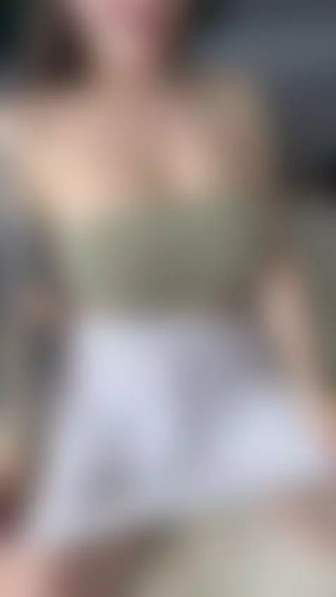 This one's all about eye contact and slow touches 👀🔥 by patcyhot