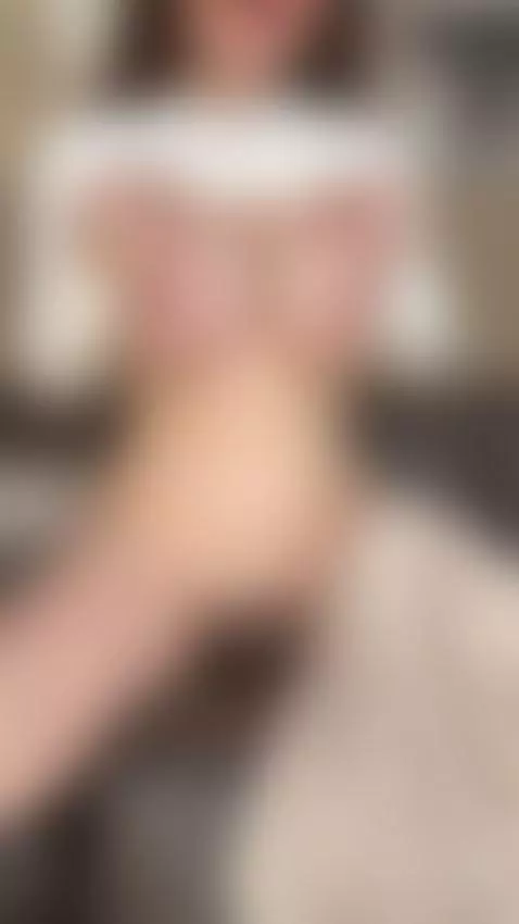 I move slow enough to feel every shimmer 💋💫 by patcyhot