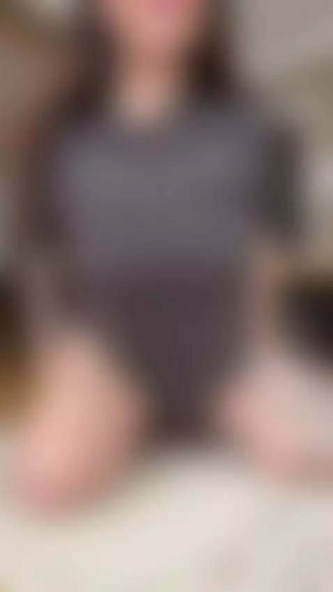 I move slow enough for the light to follow 💋💫 by patcyhot