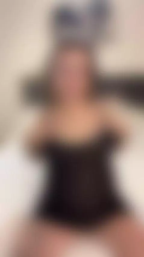 Can’t help it, I’m a little too playful today by riyamaa