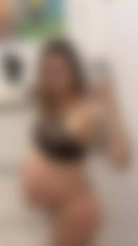 The only thing I want on me is you by riyamaa