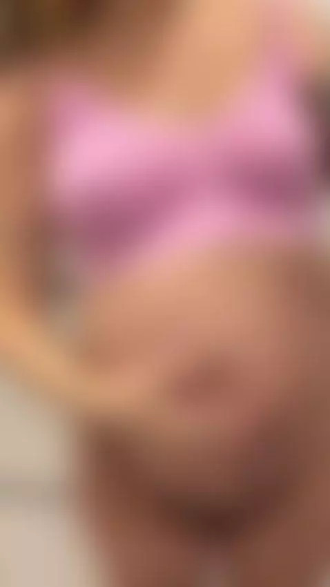 I badly want to be fucked from behind now by riyamaa