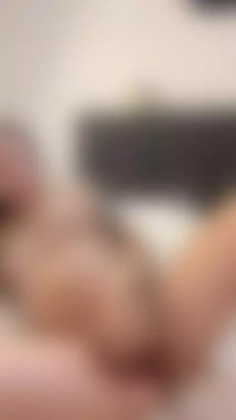 This sexy legalteen is a fan of hard cocks by riyamaa