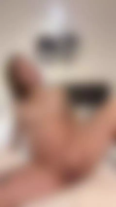 Pregnant slut loves the taste of cum by riyamaa