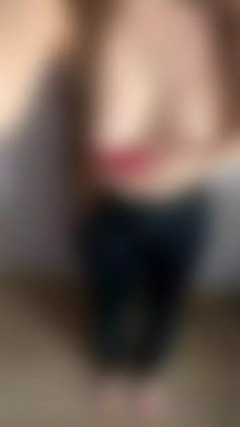 huge tits busty pussy eating tight pussy  Link in OF by alkostarion