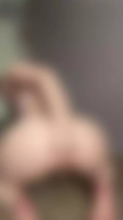 tight girl huge tits grinding naked horny  OF link by alkostarion