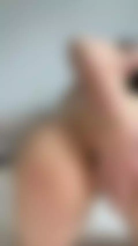 Would you like to see your cum running down my bum? by alisamiracle