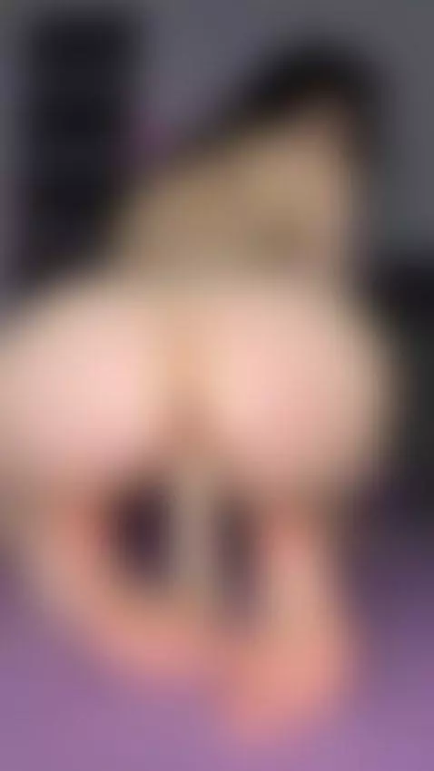 If I lived next door, would you knock? by janafoxxyy